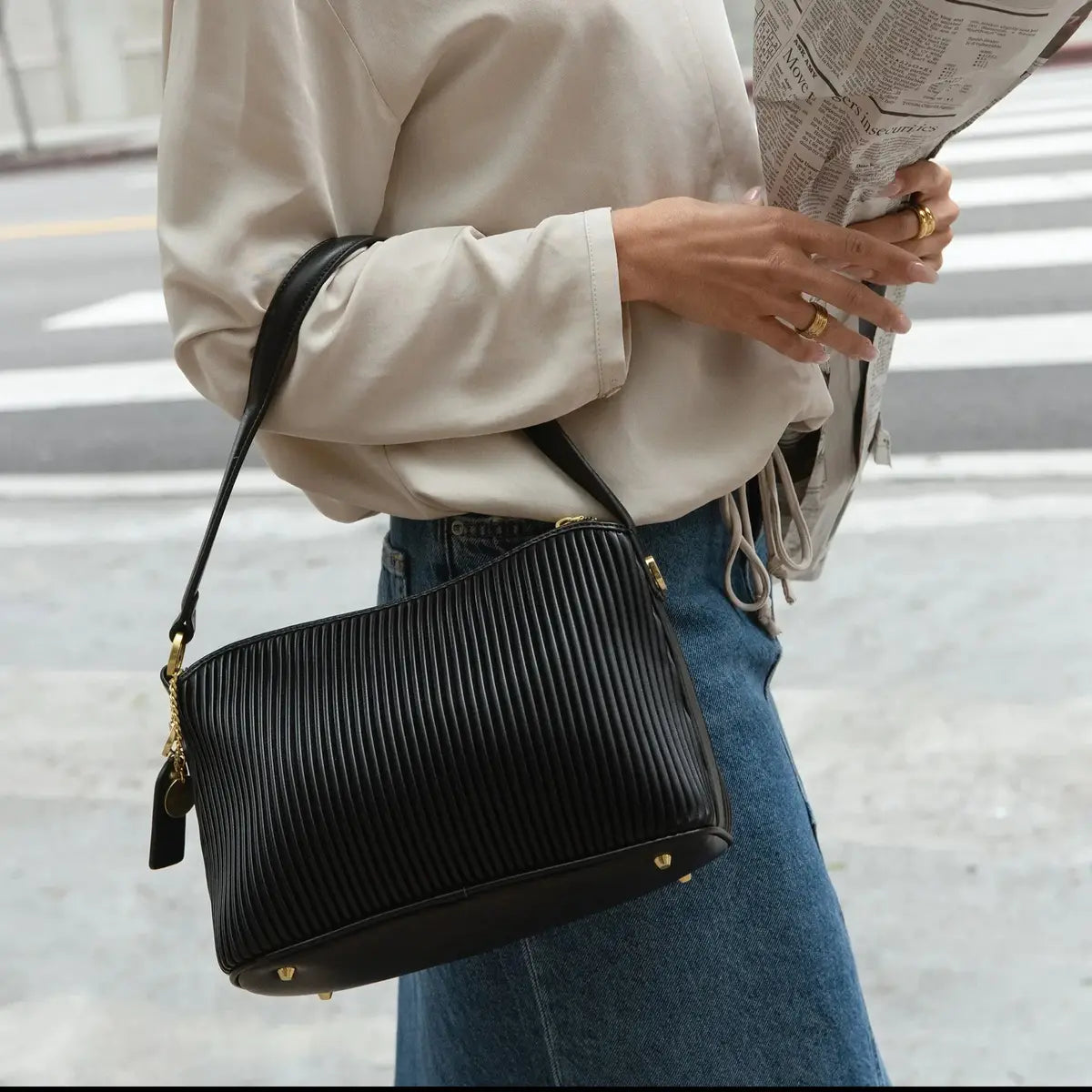 ELLA SHOULDER BAG